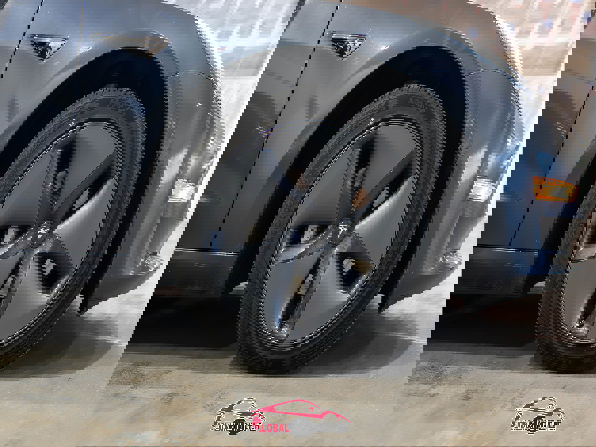 Used 2020 Tesla Model 3 Standard Range Plus image 10