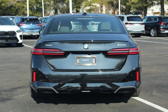New 2026 BMW 530i xDrive w/ Executive Package image 7