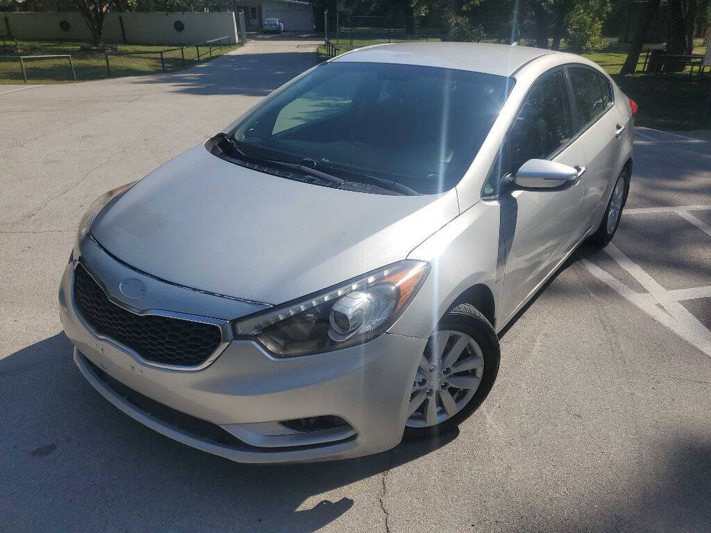 Used 2014 Kia Forte EX FWD image 2