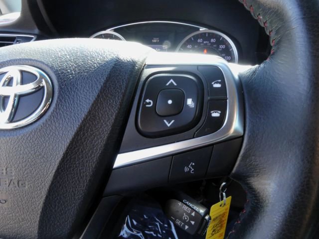 Used 2015 Toyota Camry SE image 32