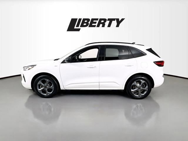 Certified 2023 Ford Escape ST-Line image 4