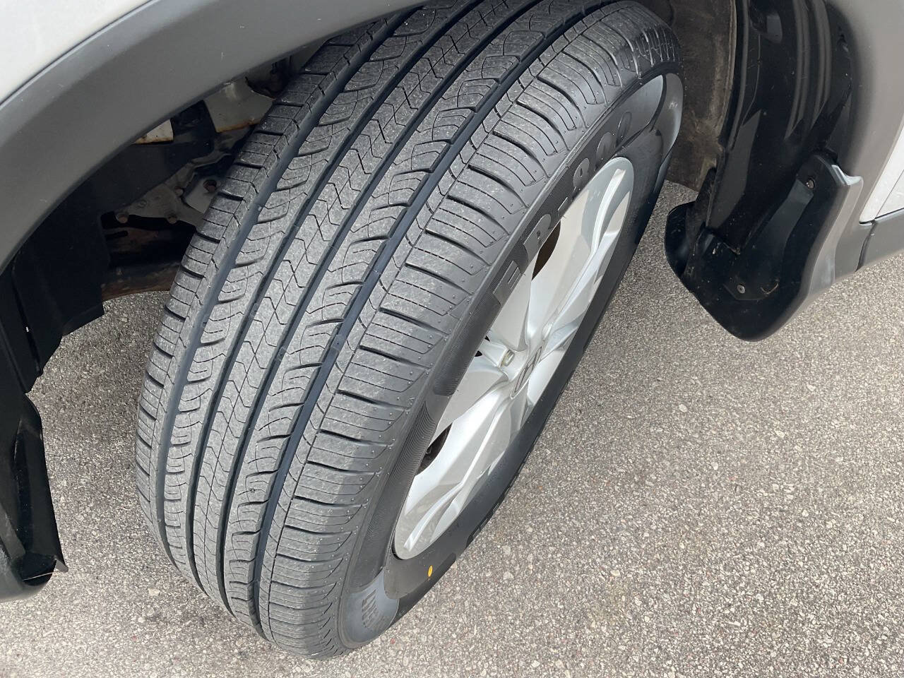 Used 2012 Honda CR-V EX image 40