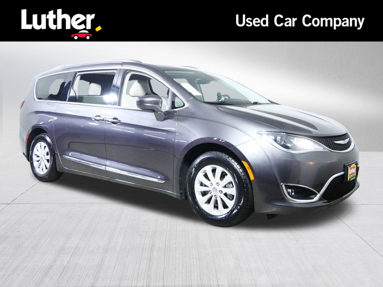Used 2018 Chrysler Pacifica Touring-L
