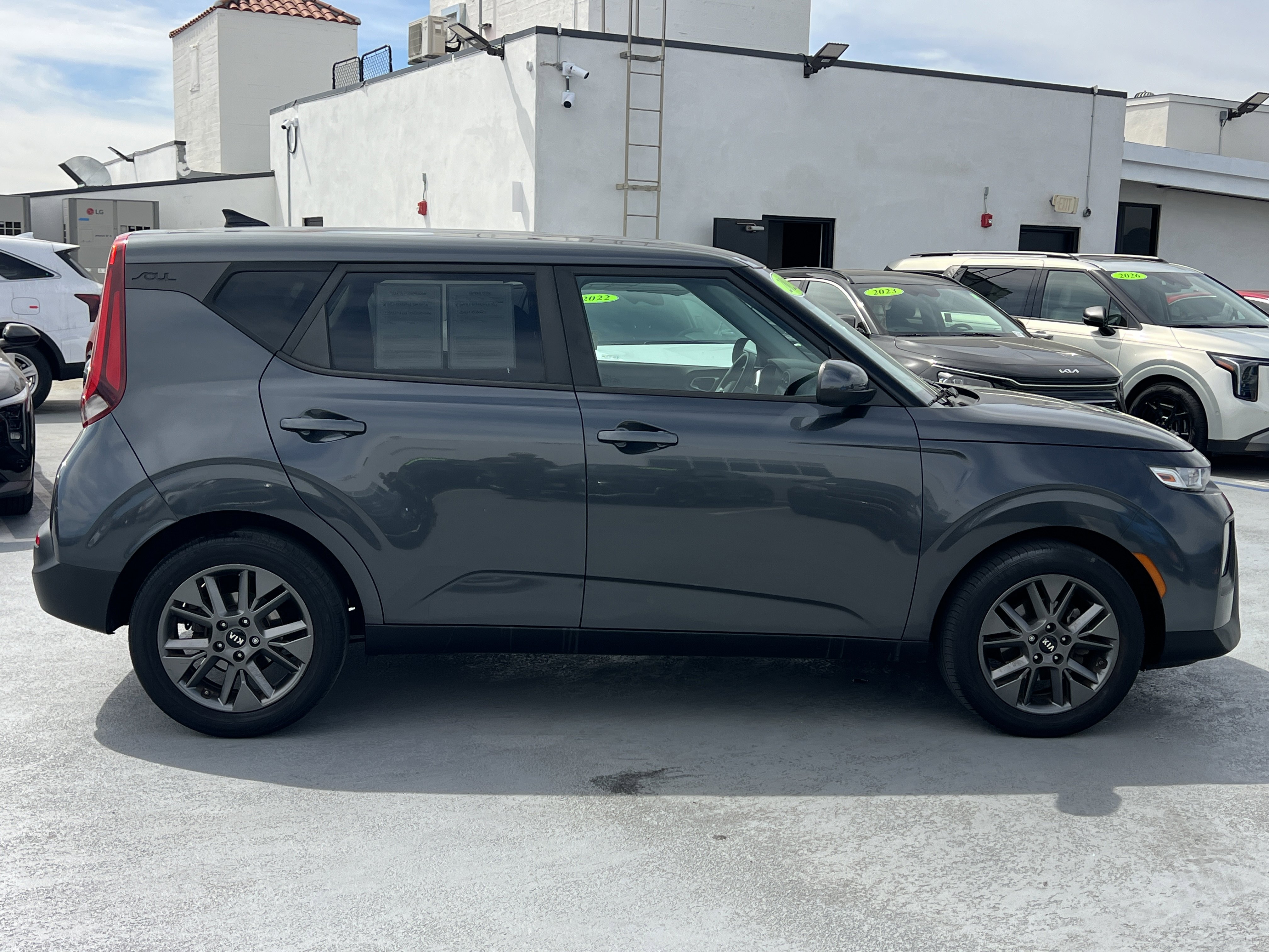 Certified 2021 Kia Soul S image 9