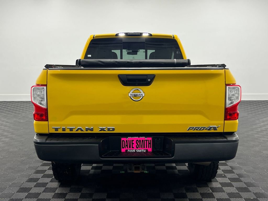 Used 2017 Nissan Titan PRO-4X image 9