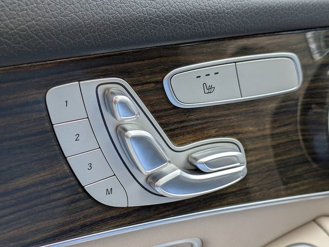 Used 2020 Mercedes-Benz GLC 300 image 24