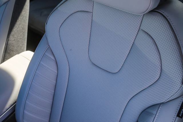 New 2026 Hyundai Elantra Limited FWD image 29