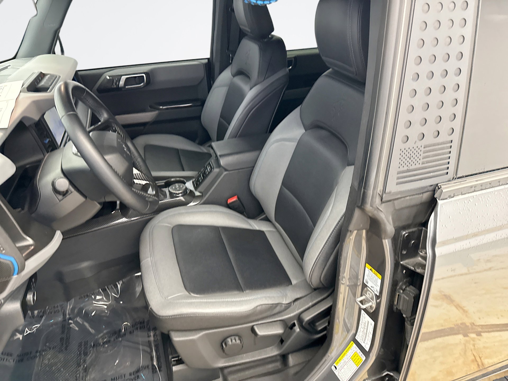 Used 2023 Ford Bronco Black Diamond AWD/4WD image 11