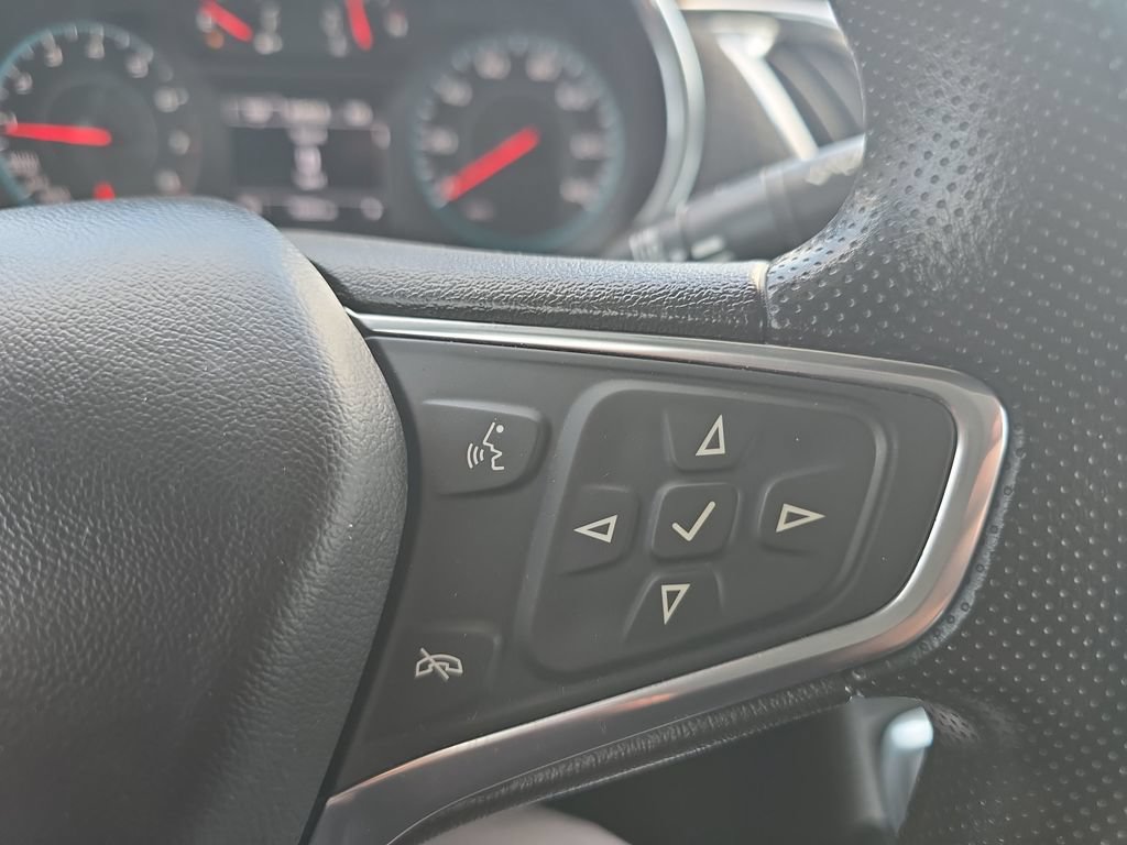 Used 2020 Chevrolet Malibu LT FWD image 21