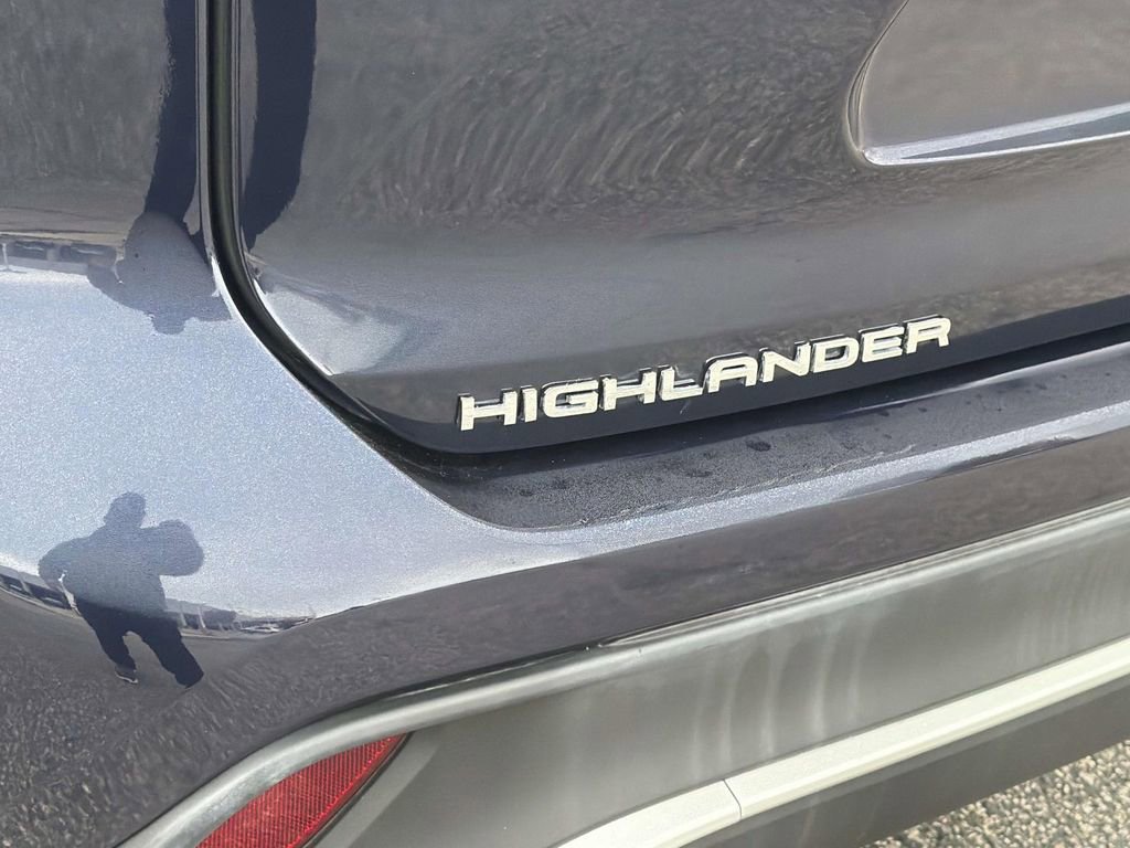 Used 2023 Toyota Highlander XSE image 6