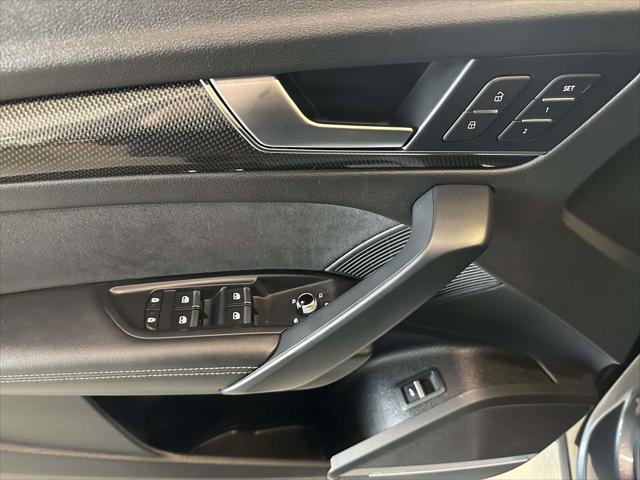 Used 2023 Audi SQ5 Premium Plus w/ Premium Plus Package image 16
