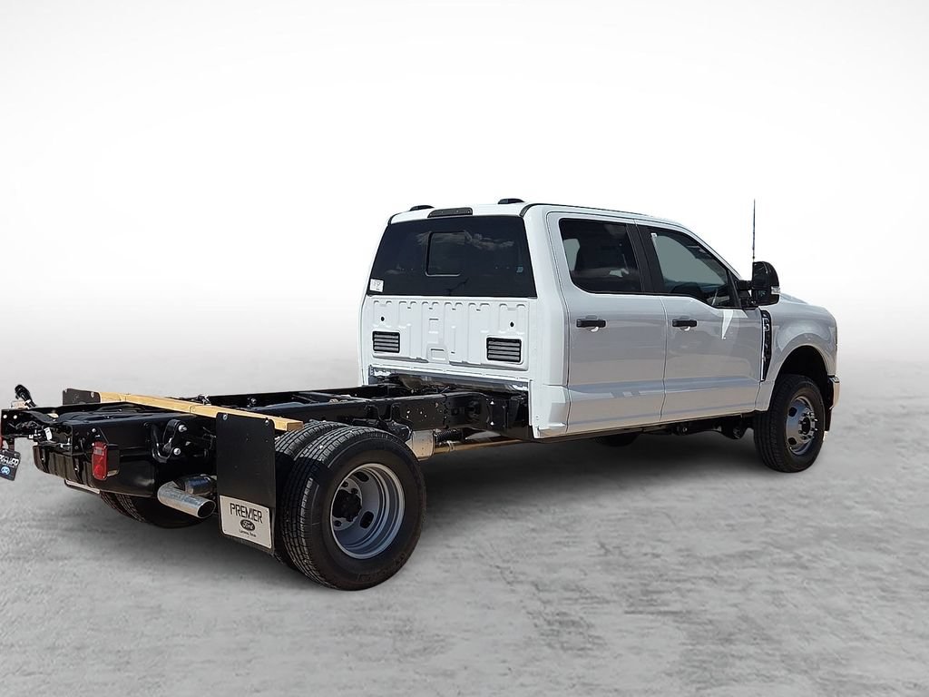 New 2026 Ford F350 XL w/ XL Chrome Package AWD/4WD image 11