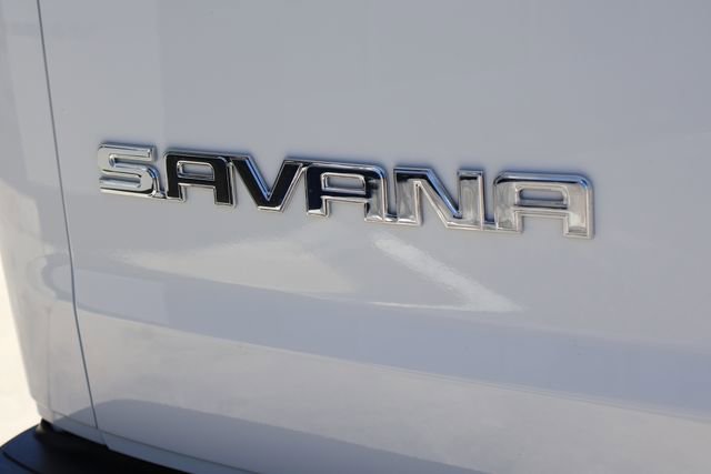 New 2026 GMC Savana 2500 Extended w/ Chrome Appearance Package RWD image 8