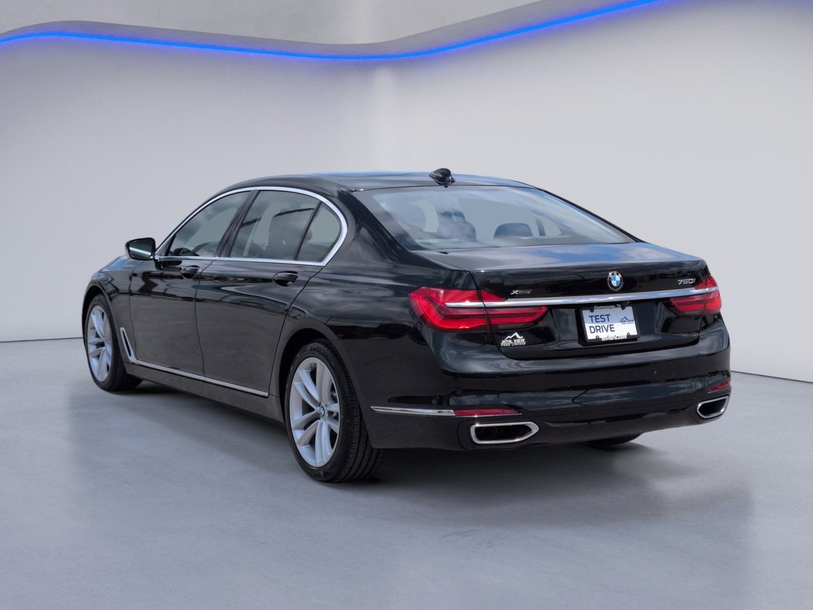 Used 2018 BMW 750i xDrive AWD/4WD image 13