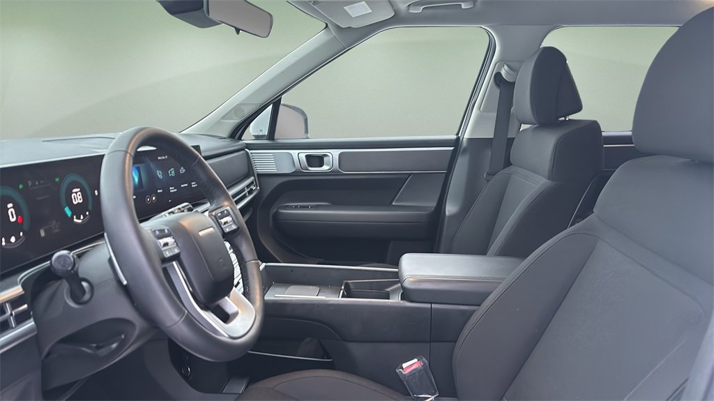 Used 2025 Hyundai Santa Fe SE image 15