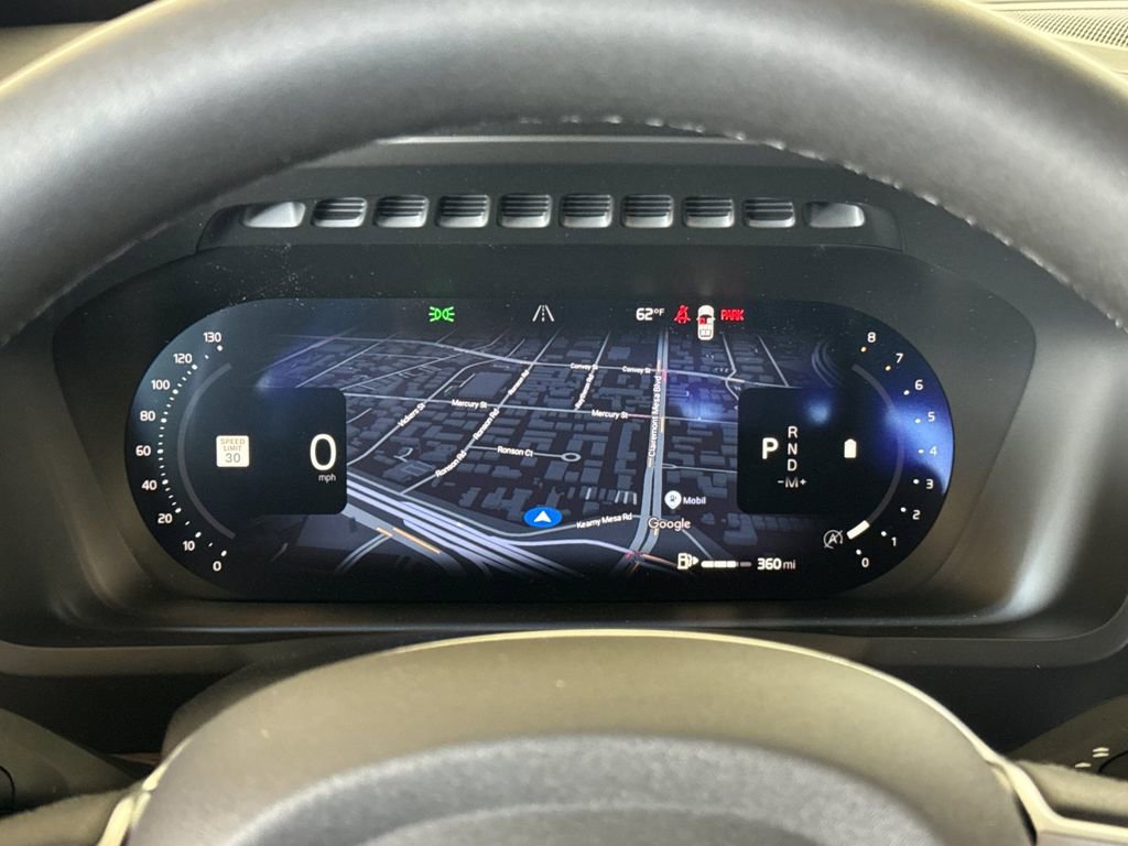 New 2026 Volvo XC90 B6 Plus w/ Protection Package Premier image 25