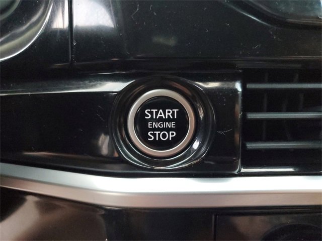 Used 2022 Nissan Pathfinder Platinum image 25