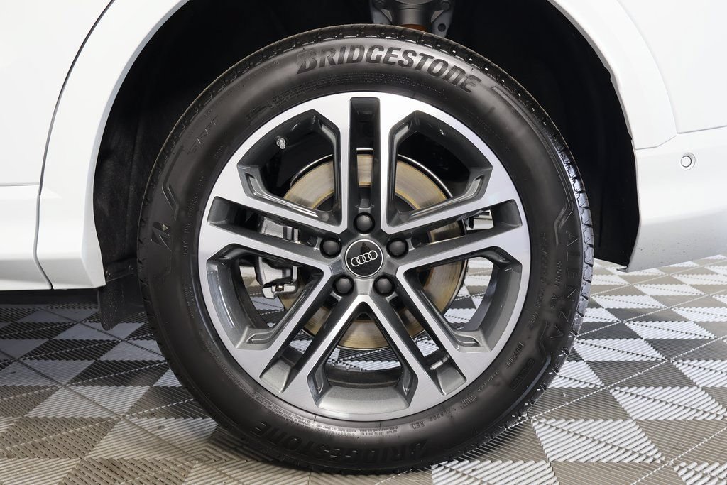 New 2026 Audi Q5 Premium AWD/4WD image 10
