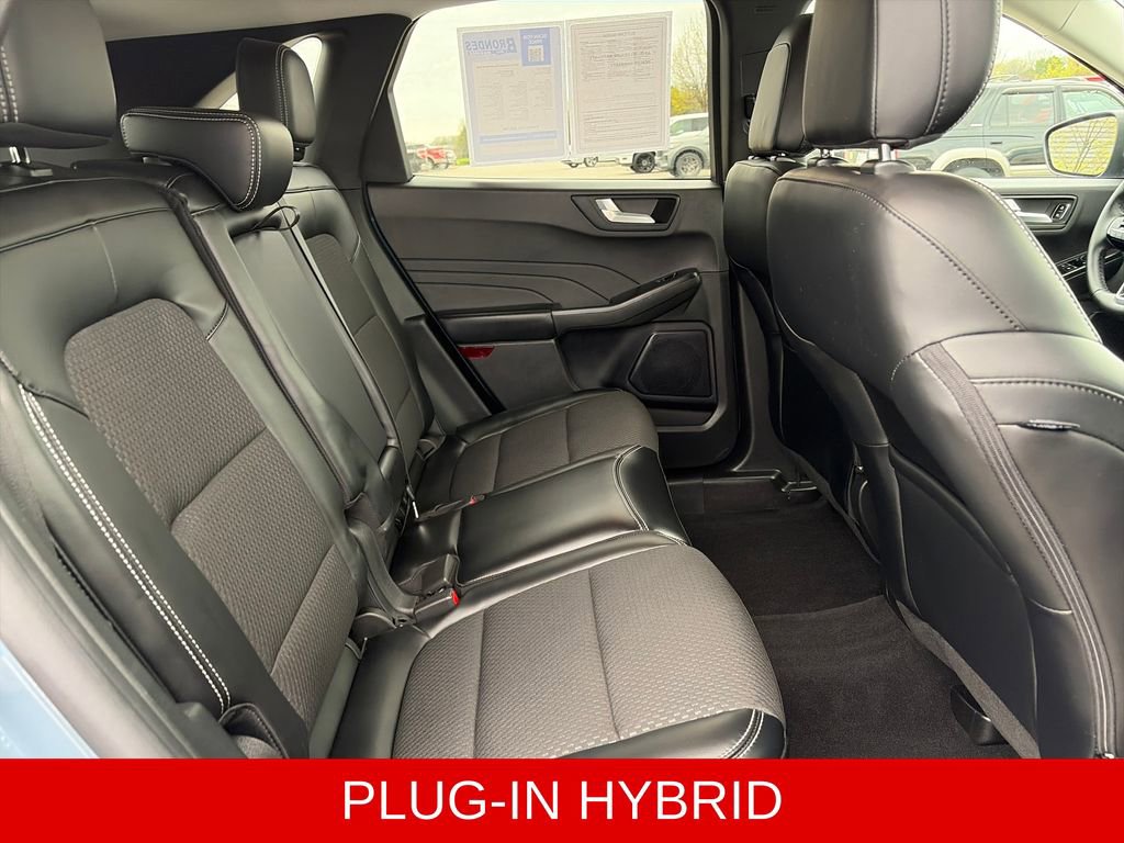 Used 2023 Ford Escape SE FWD image 33