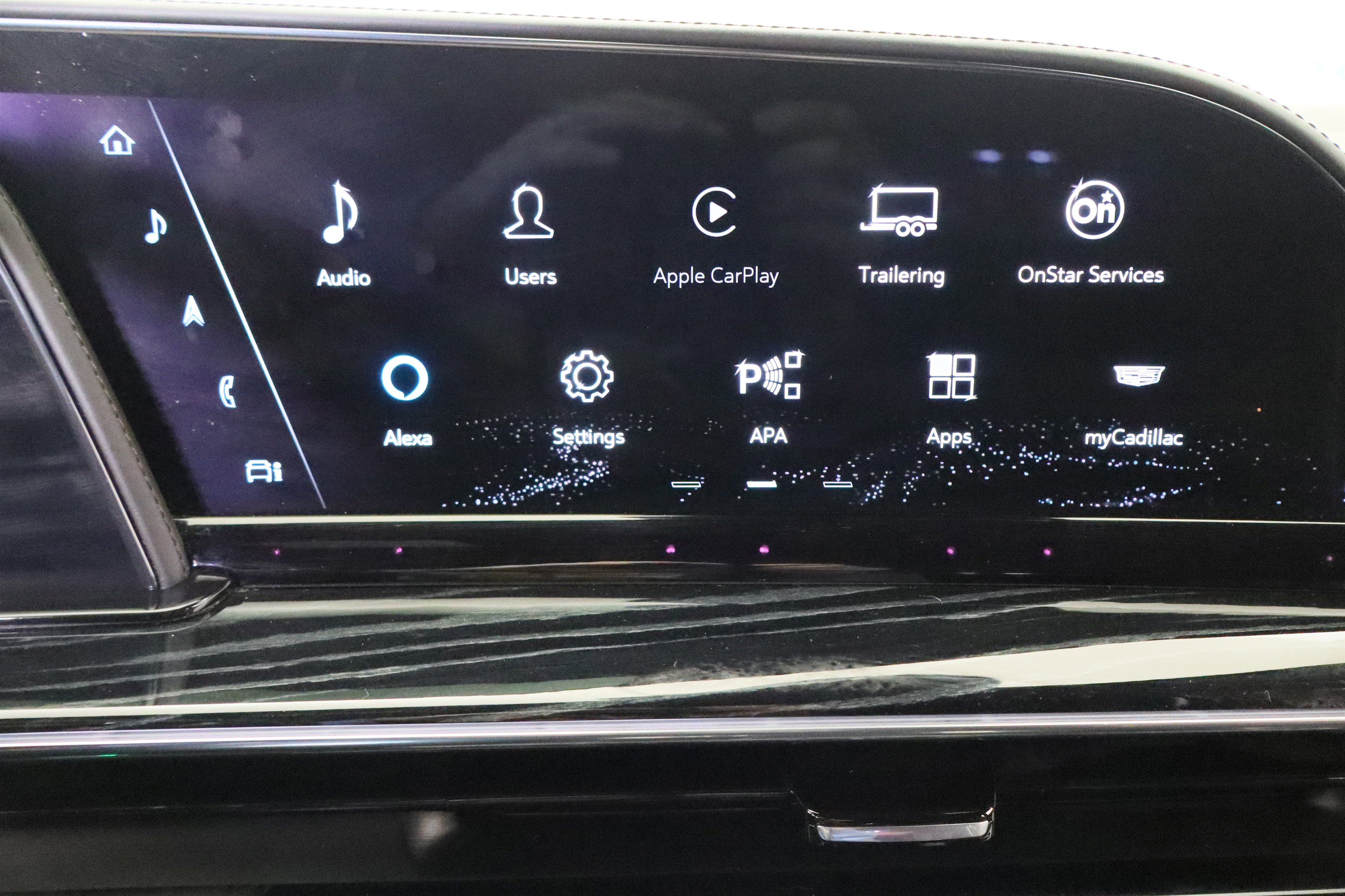 Used 2021 Cadillac Escalade ESV Sport w/ Driver Assist Tech Package AWD/4WD image 25