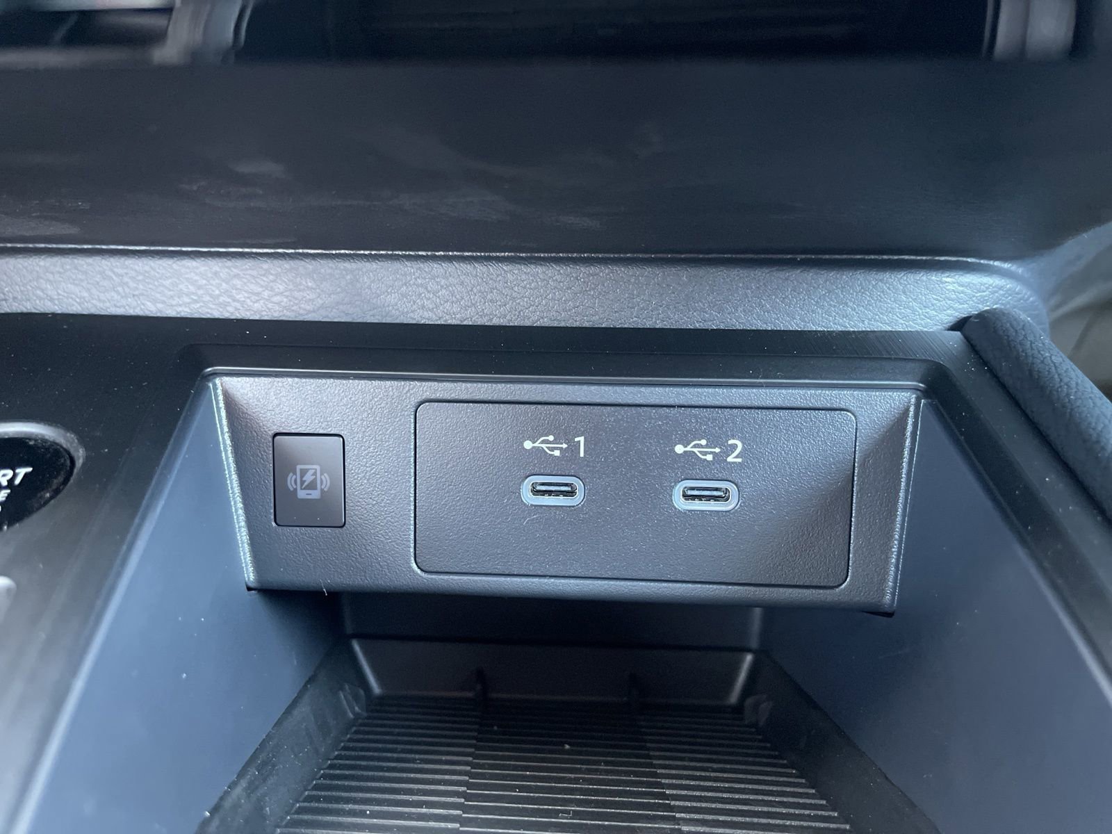 New 2026 Nissan Kicks SR w/ Cold Weather Package image 25
