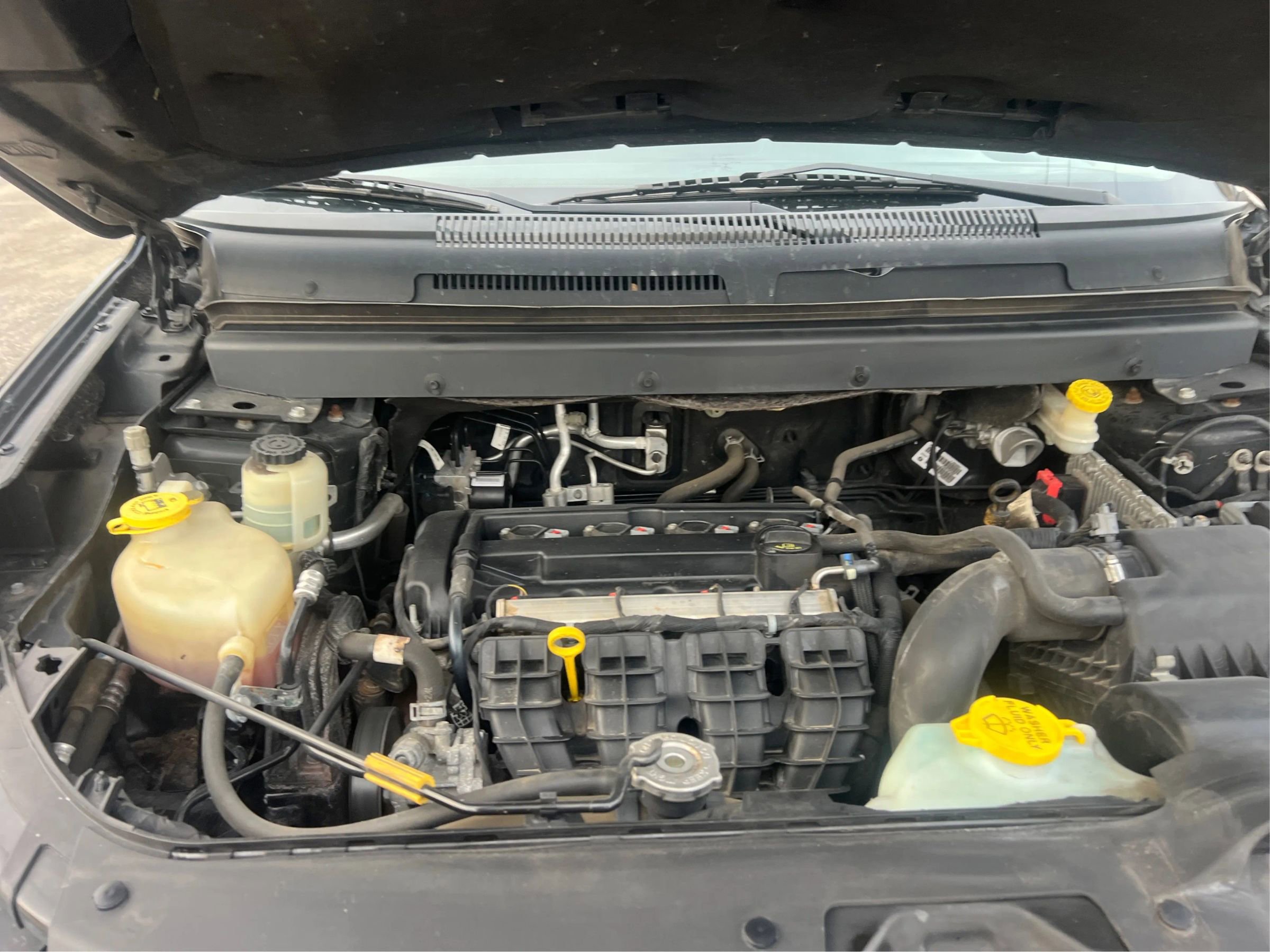 Used 2017 Dodge Journey SE w/ Flexible Seating Group image 13