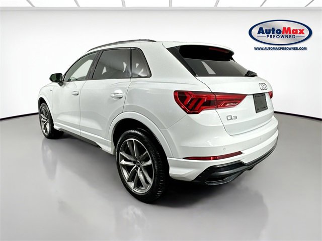 Used 2022 Audi Q3 2.0T Premium w/ Black Optic Sport Package image 6