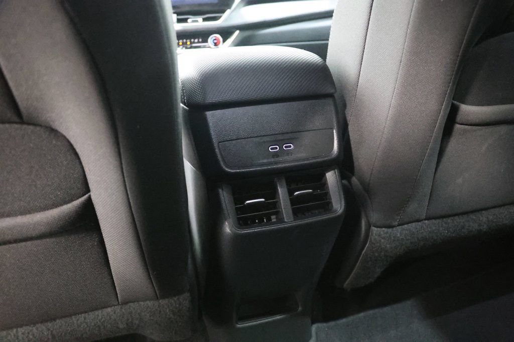 Used 2025 Chevrolet Equinox LT FWD image 28