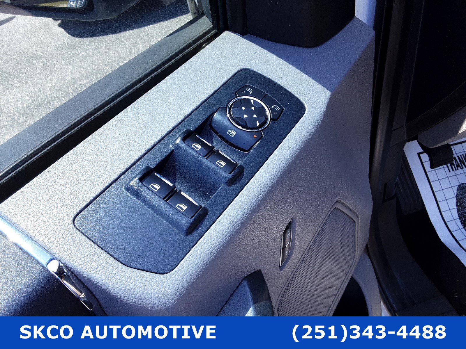 Used 2015 Ford F150 XLT image 22