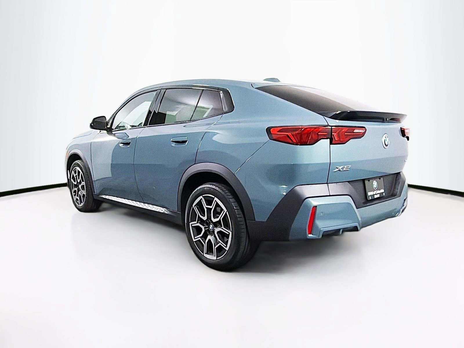 Used 2024 BMW X2 xDrive28i AWD/4WD image 5