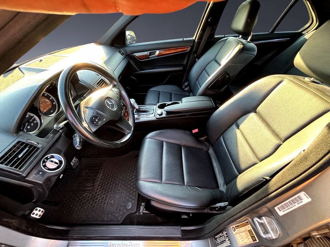 Used 2011 Mercedes-Benz C 300 Sedan image 9