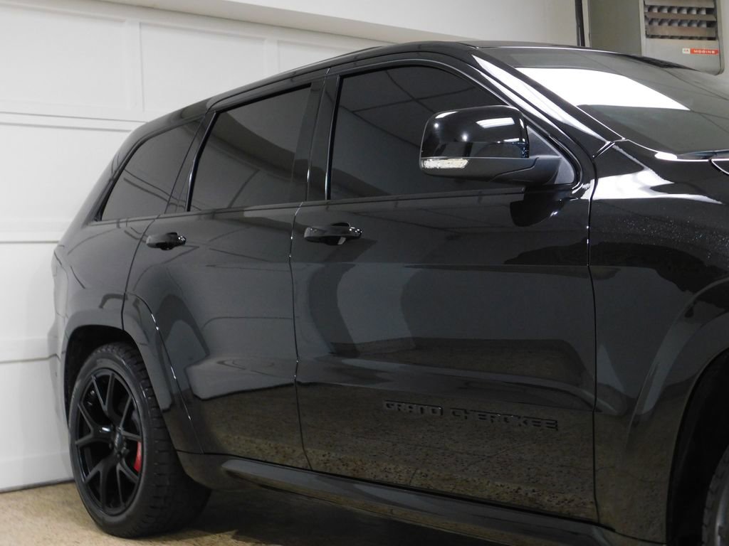 Used 2021 Jeep Grand Cherokee SRT image 10