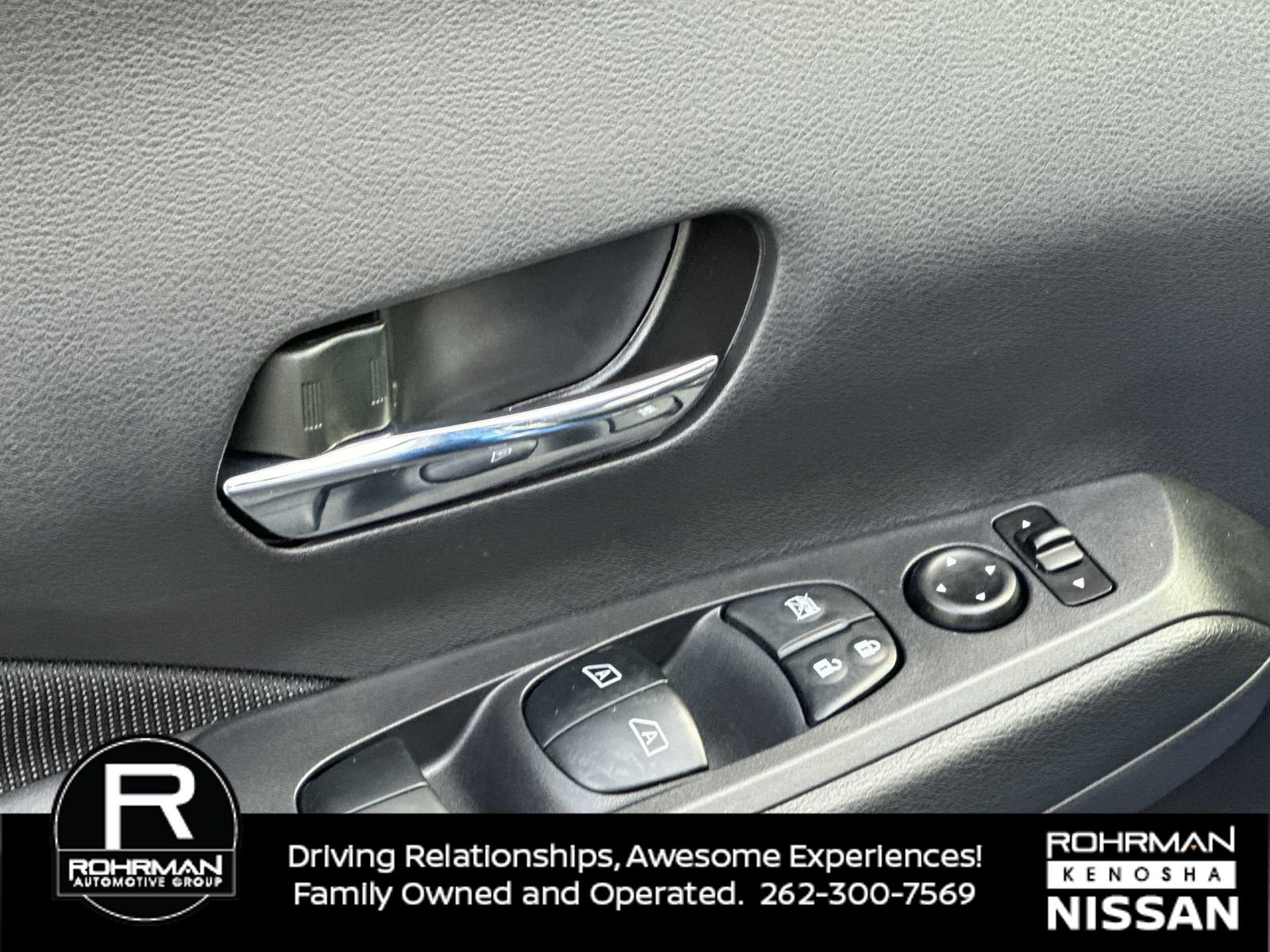 Certified 2024 Nissan Kicks SV FWD image 5