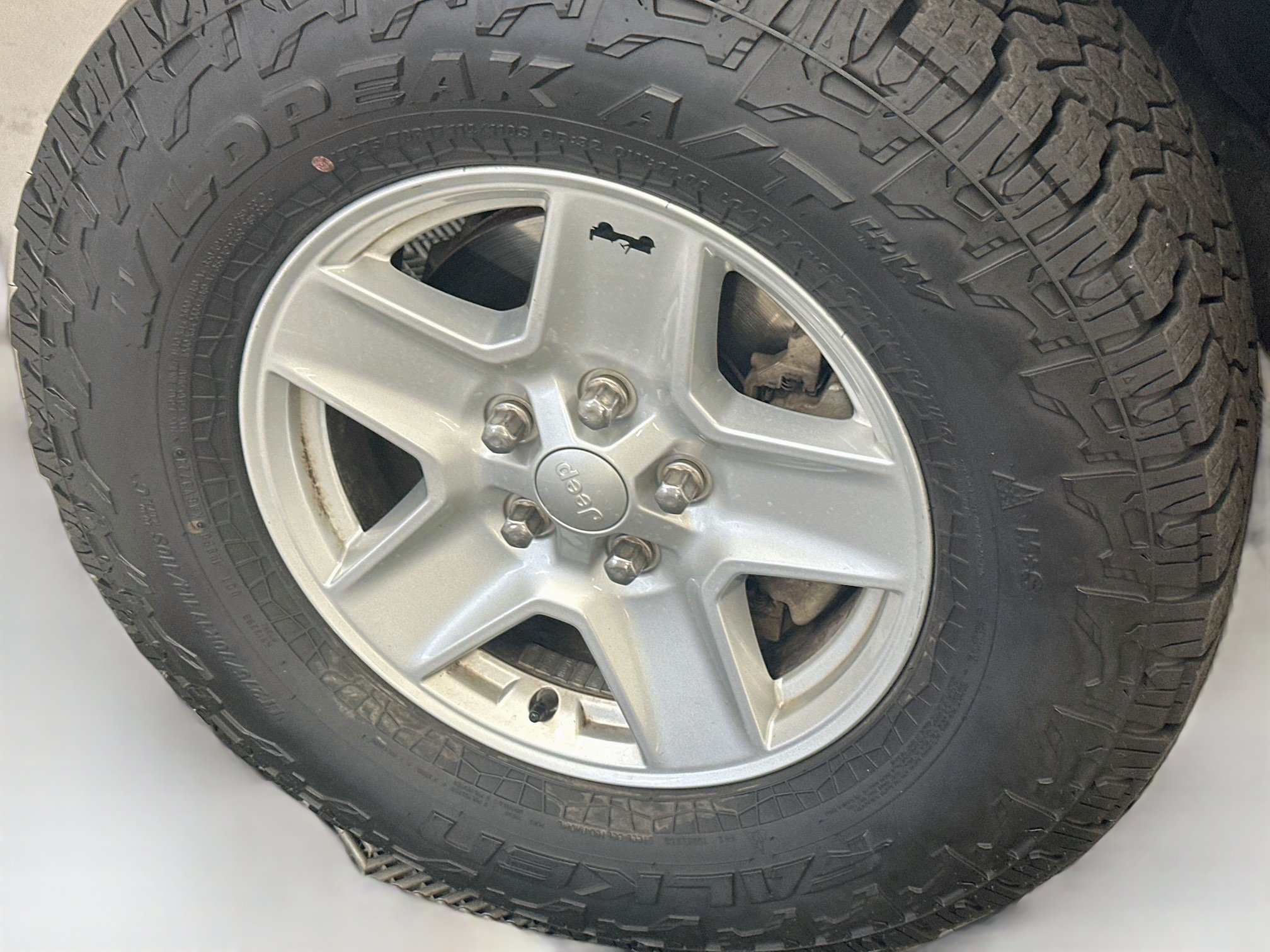 Used 2020 Jeep Gladiator Sport w/ Quick Order Package 24S AWD/4WD image 35