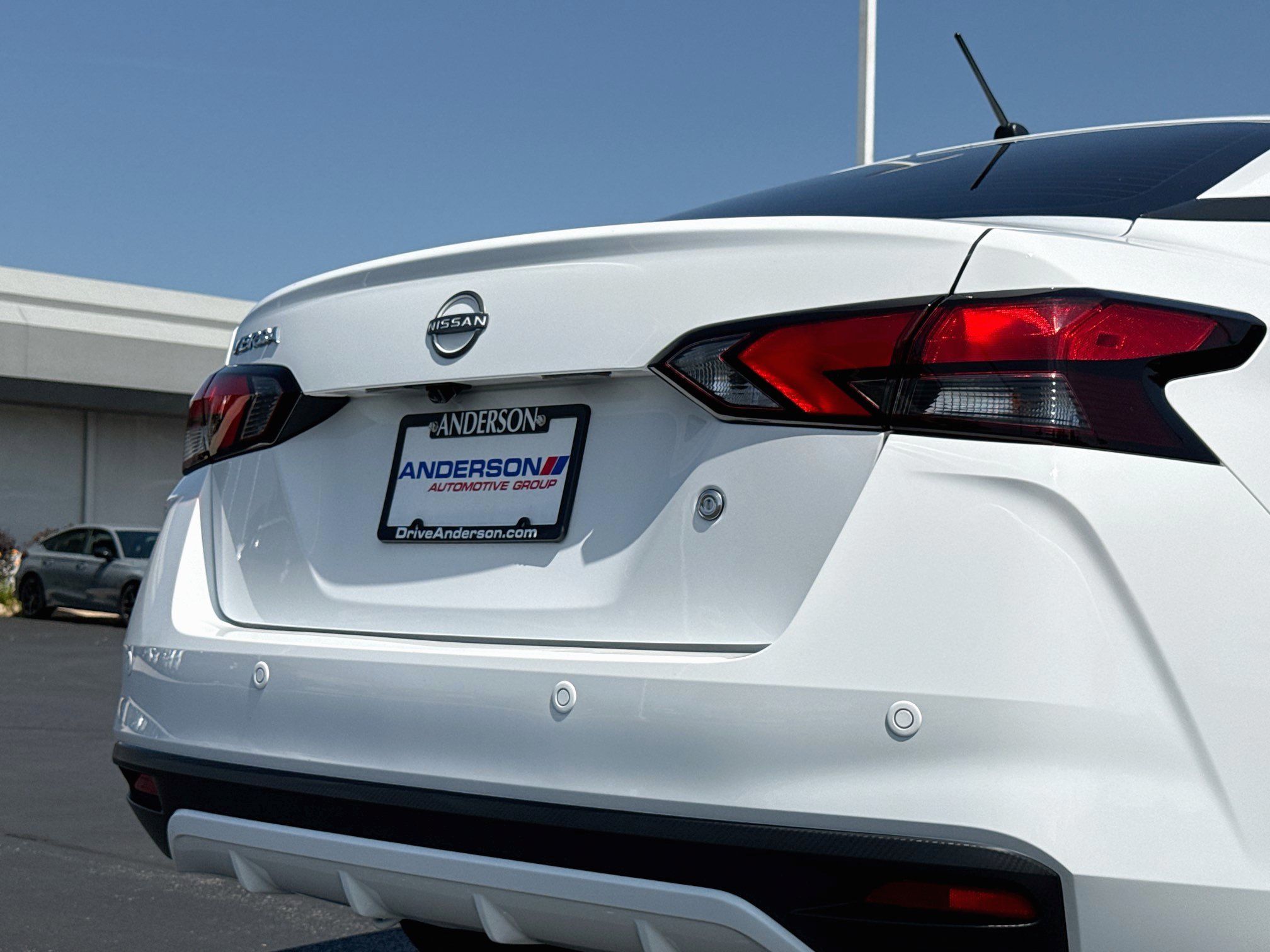 Used 2023 Nissan Versa S FWD image 6