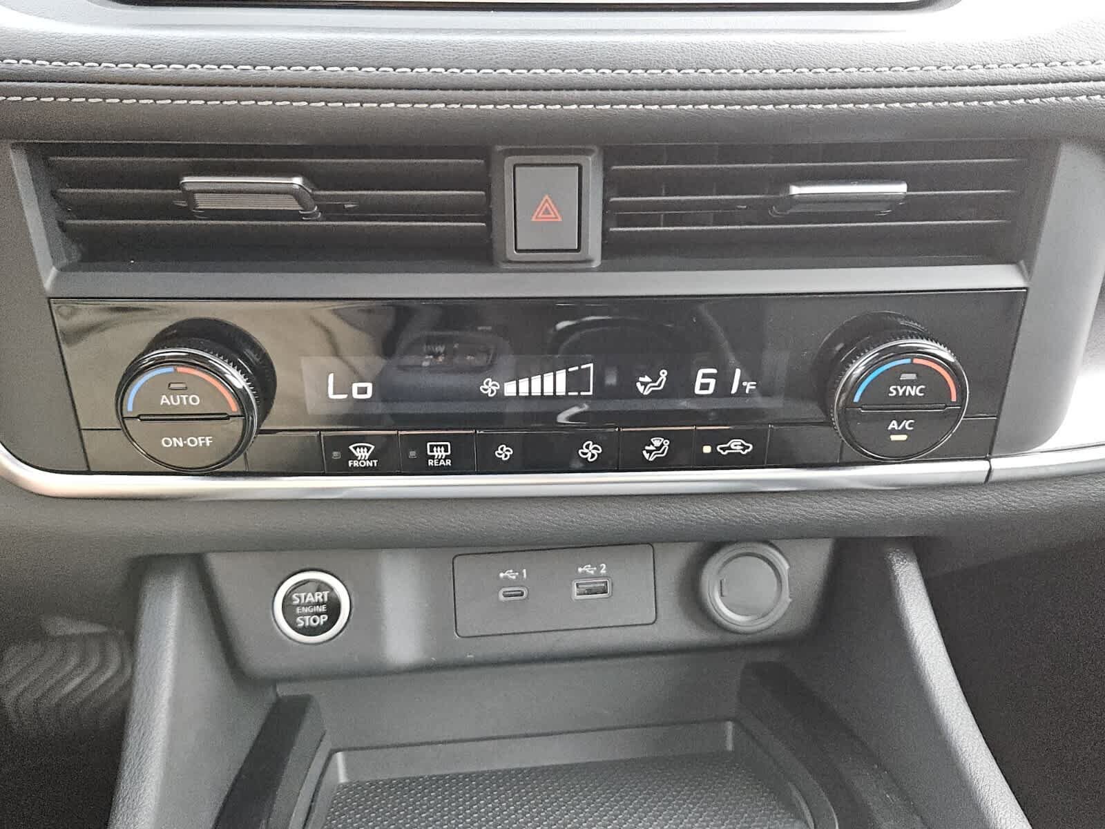 Used 2023 Nissan Rogue SV AWD/4WD image 10
