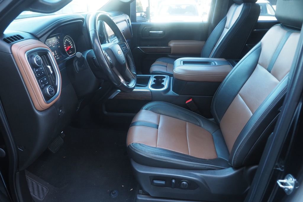Used 2022 Chevrolet Silverado 3500 High Country image 9