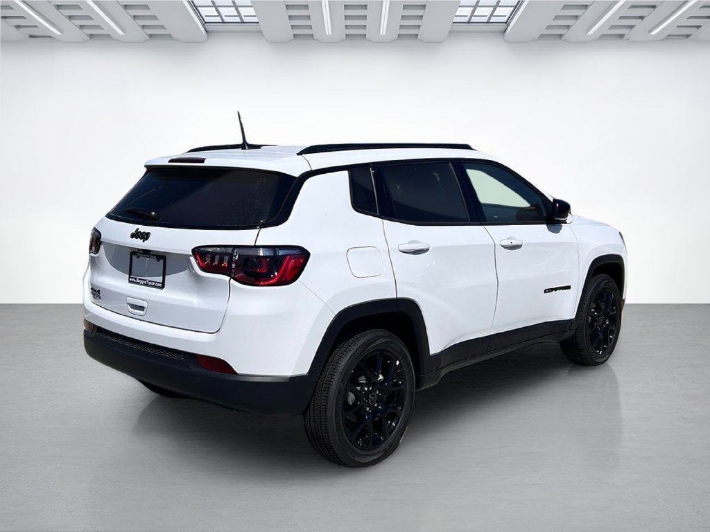 New 2026 Jeep Compass Latitude AWD/4WD image 3