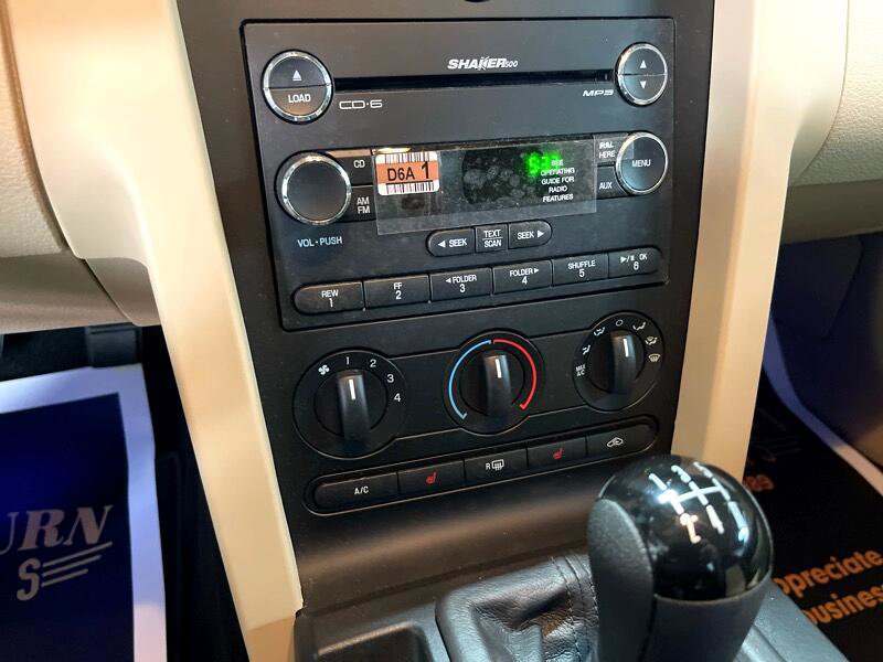Used 2008 Ford Mustang GT Premium image 32