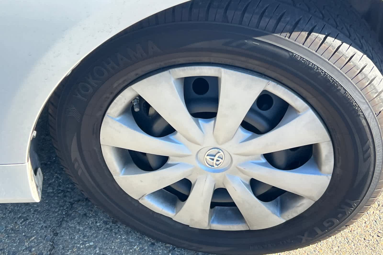 Used 2010 Toyota Corolla LE FWD image 15