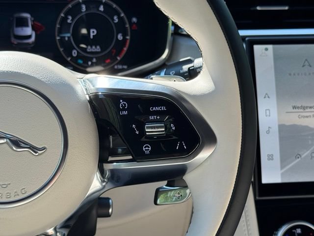 Certified 2025 Jaguar F-PACE R-Dynamic S AWD/4WD image 24