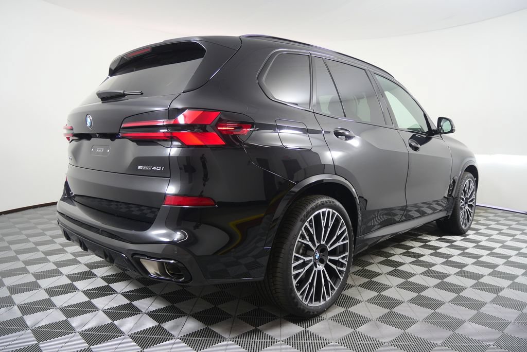 Used 2026 BMW X5 sDrive40i w/ Executive Package RWD image 7