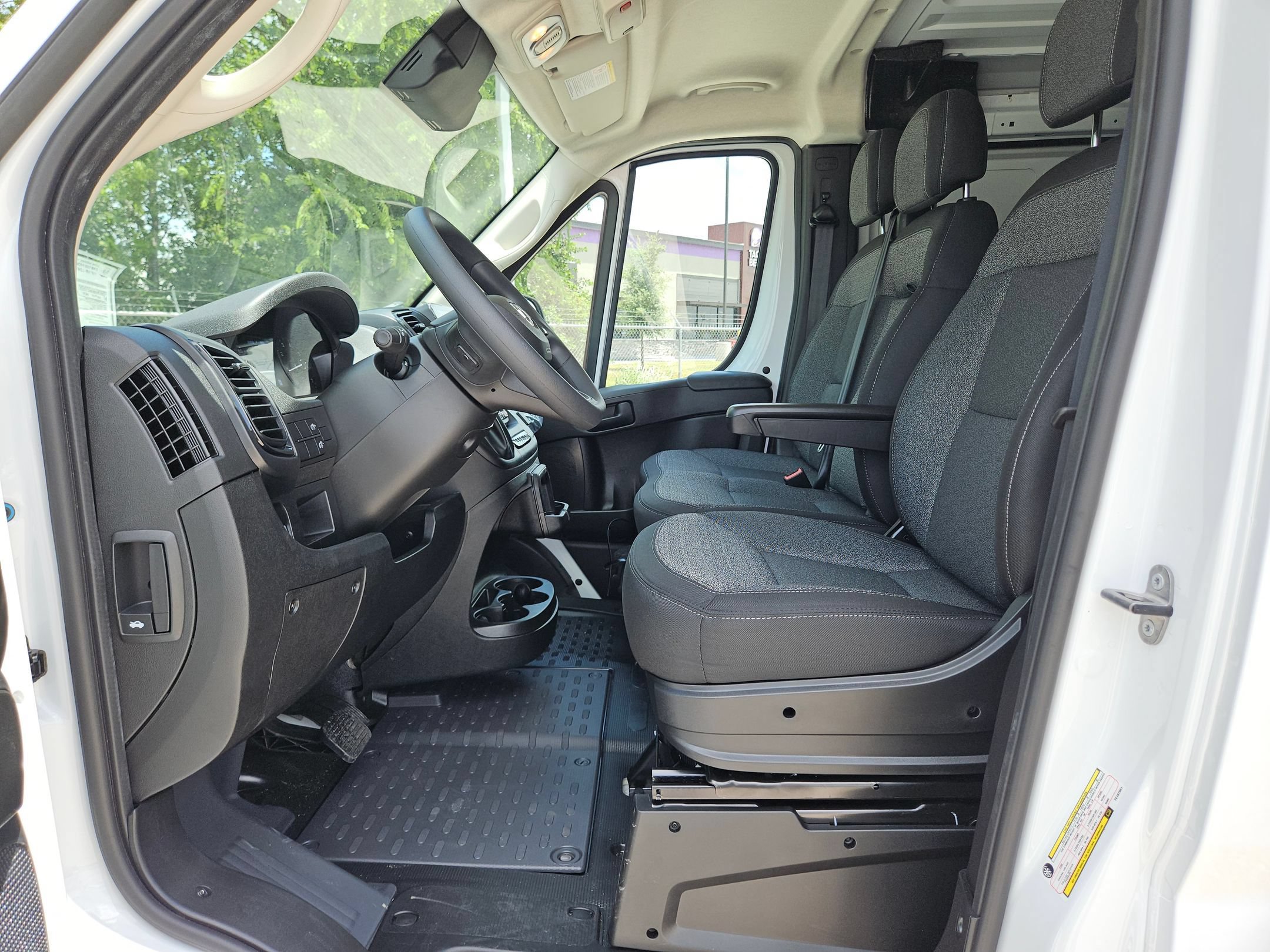 New 2026 RAM ProMaster 1500 FWD image 9