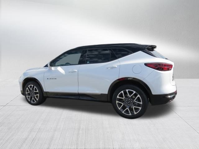 Certified 2023 Chevrolet Blazer RS w/ Driver Confidence II Package image 6