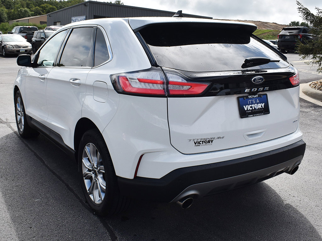 Used 2024 Ford Edge Titanium AWD/4WD image 3