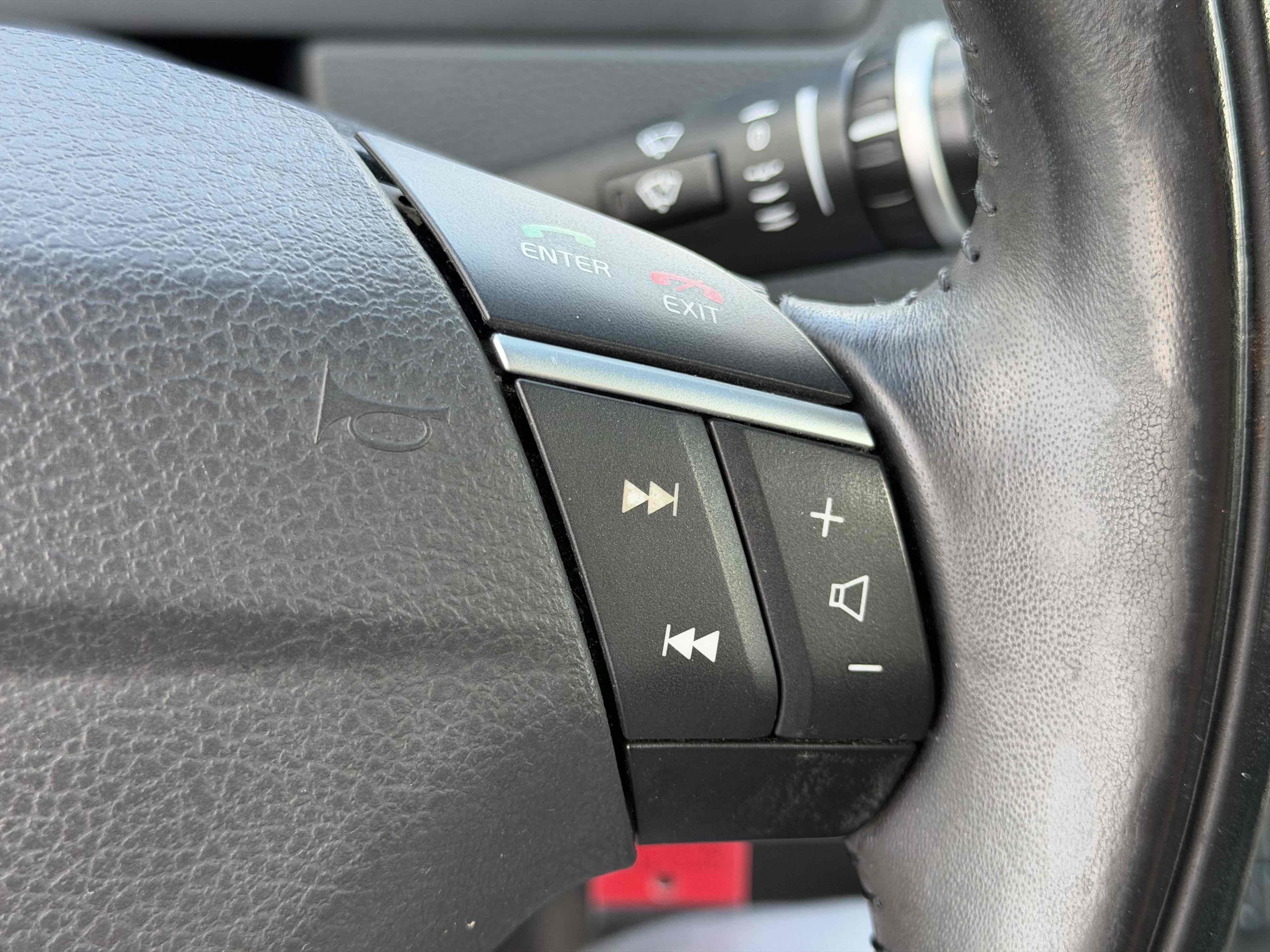 Used 2013 Volvo XC90 3.2 FWD image 30