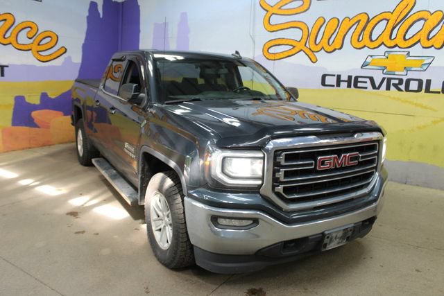 Used 2017 GMC Sierra 1500 SLE AWD/4WD image 2
