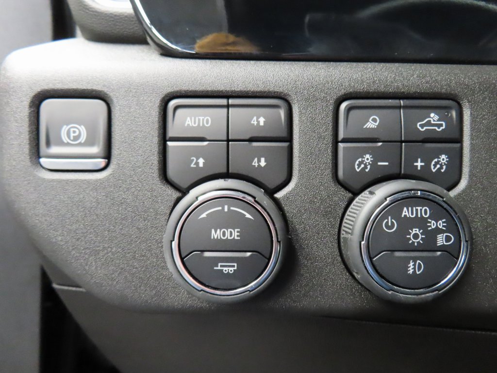 Used 2025 Chevrolet Silverado 1500 High Country w/ Midnight Edition image 59