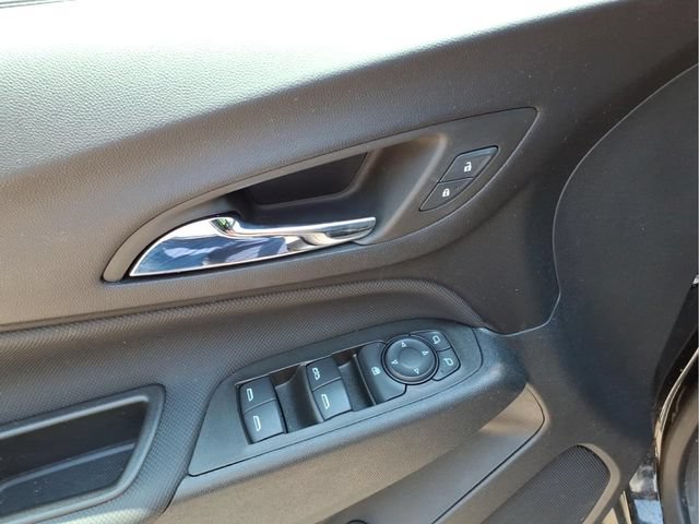 Used 2023 Chevrolet Equinox RS w/ LPO, Floor Liner Package AWD/4WD image 16