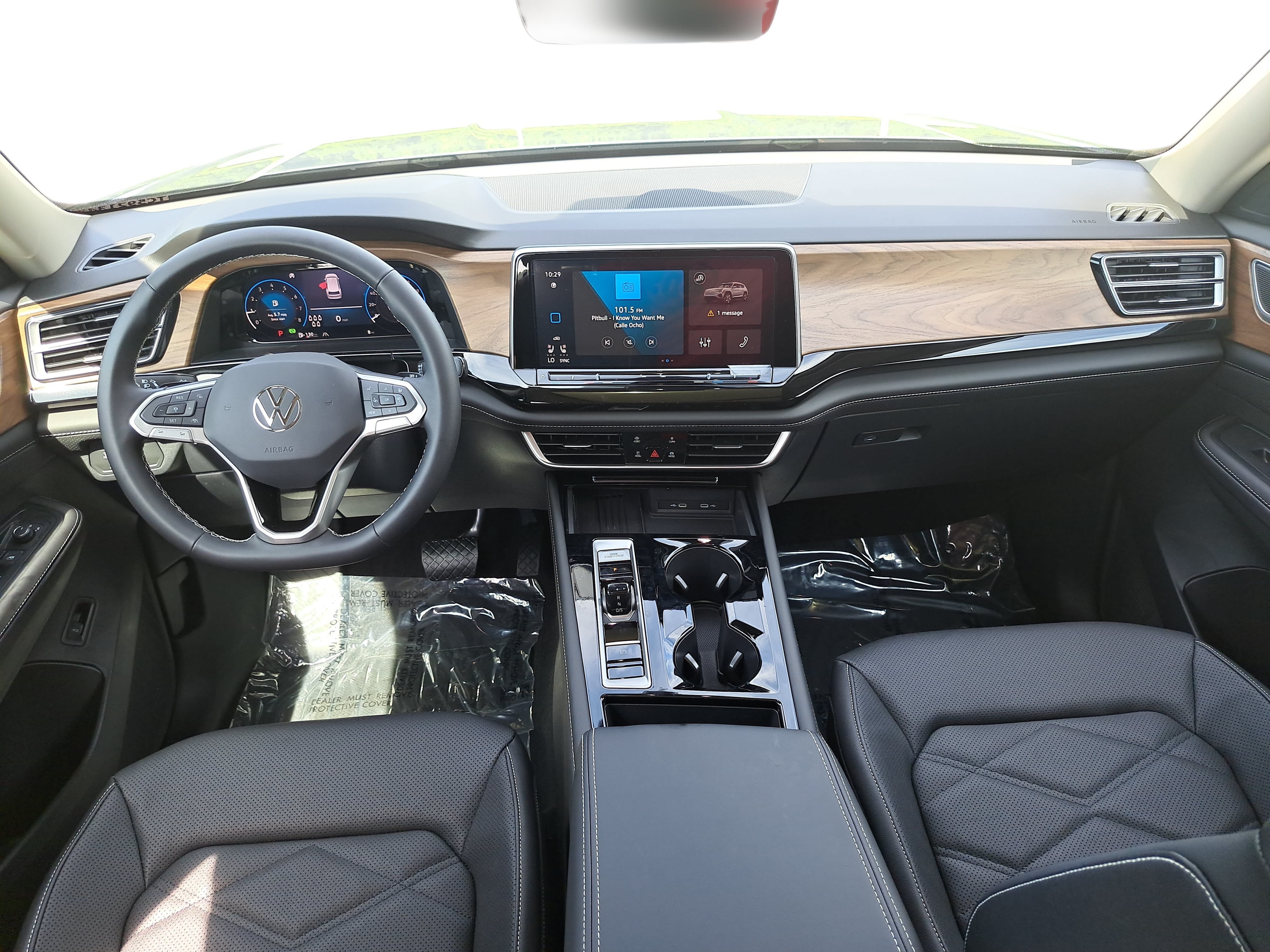 New 2026 Volkswagen Atlas SE FWD image 9